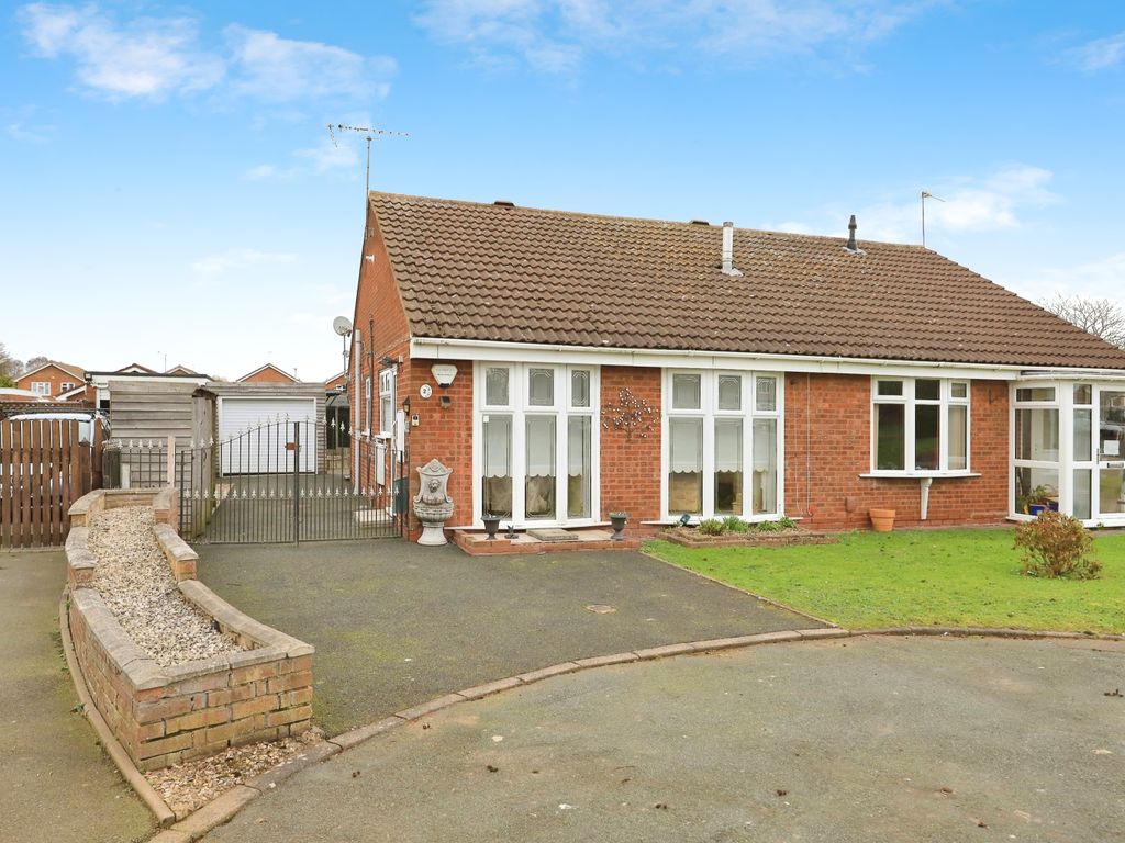 1 bed bungalow for sale in Cook Close, Perton Wolverhampton, Staffordshire WV6, £230,000