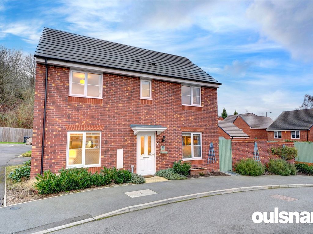 3 bed detached house for sale in Hawker Close, Birmingham, West Midlands B31, £385,000