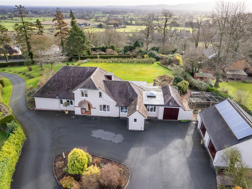 4 bed detached house for sale in Pant, Oswestry SY10, £625,000