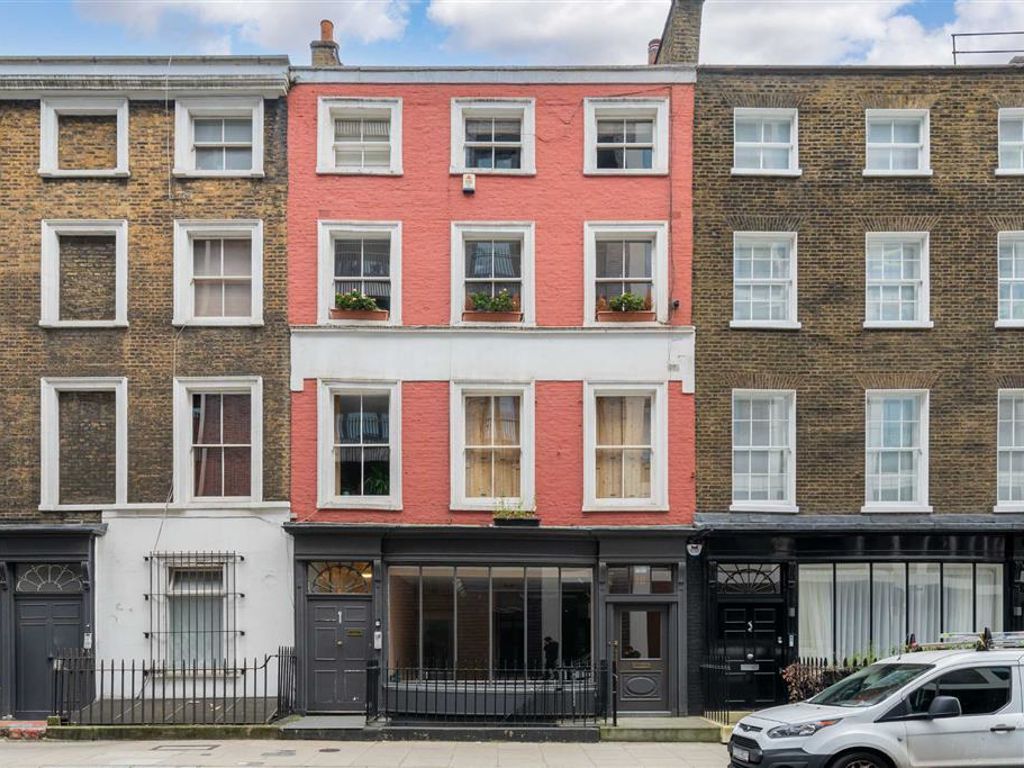 2 bed flat for sale in Cleveland Street, London W1T, £850,000