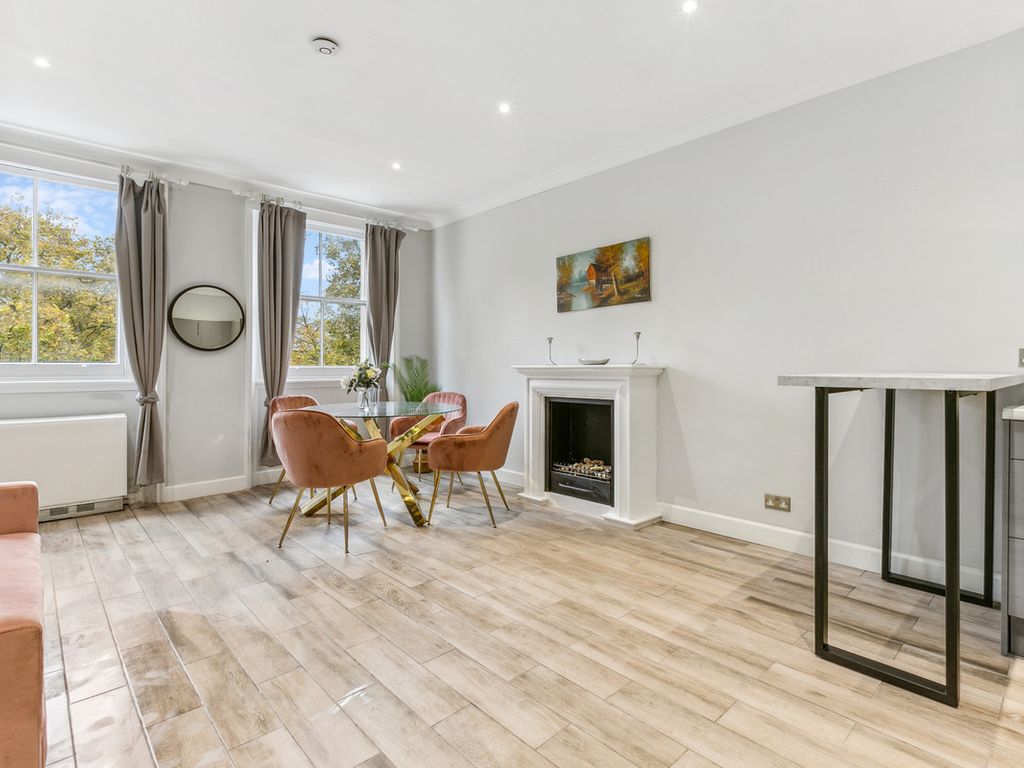 3 bed flat for sale in Stanhope Gardens, South Kensington SW7, £1,450,000