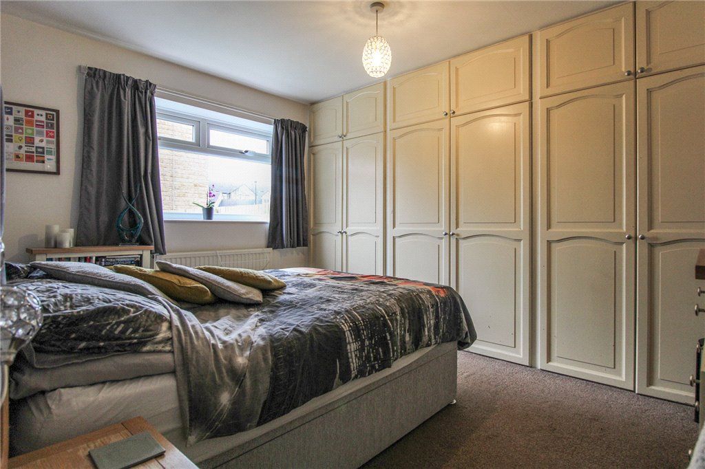 2 bed flat for sale in Airedale Mews, Skipton BD23, £179,000