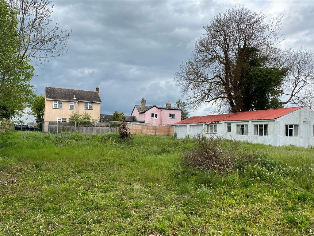 Land for sale in North Brook End, Steeple Morden, Royston SG8, £275,000