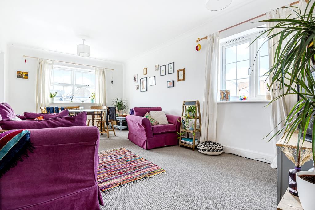 2 bed flat for sale in Cowley, East Oxford OX4, £350,000