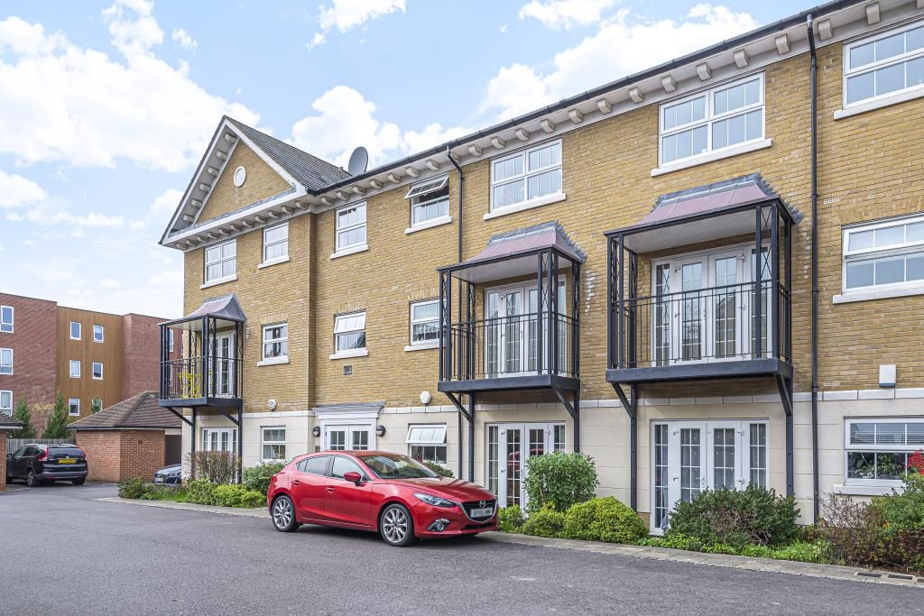 2 bed flat for sale in Cowley, East Oxford OX4, £350,000