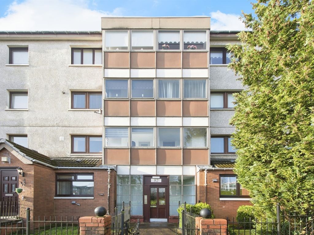 2 bed flat for sale in Castlemilk Arcade, Dougrie Drive, Glasgow G45, £65,000