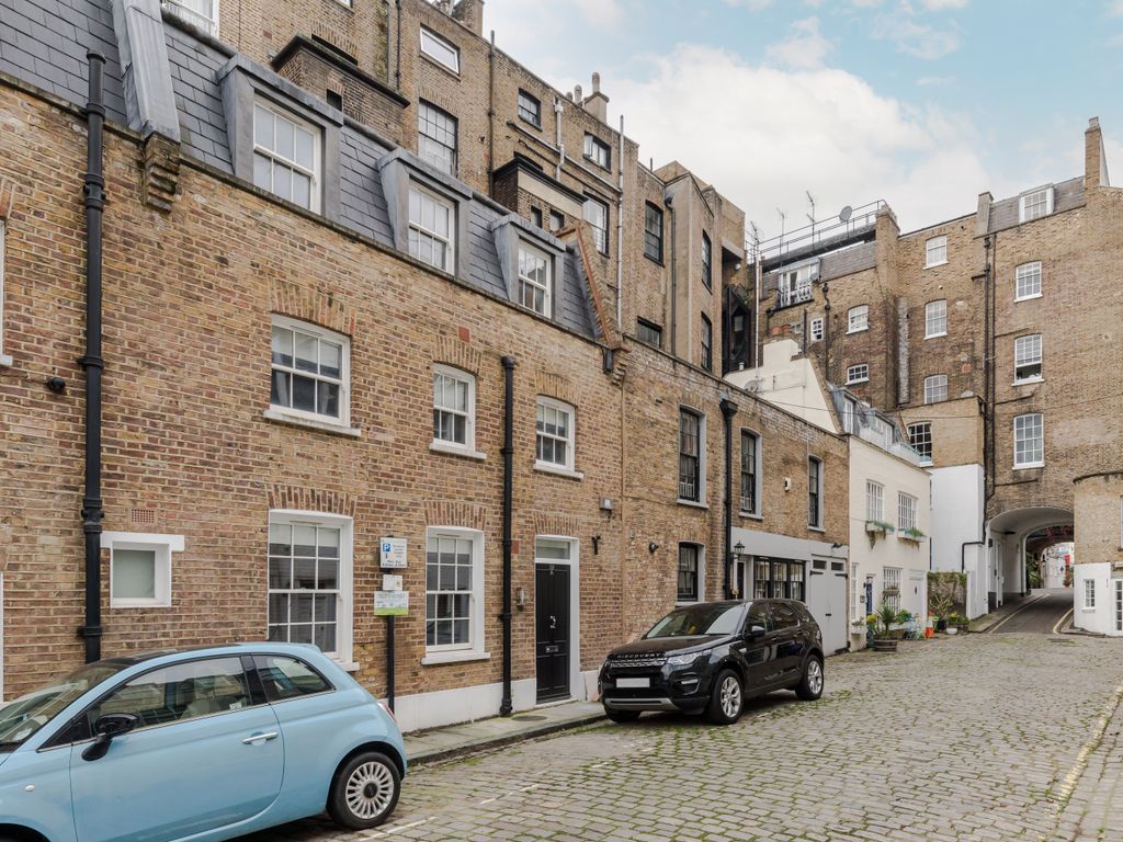 3 bed mews house for sale in Upbrook Mews, London W2, £1,950,000