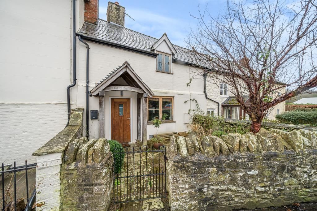 2 bed cottage for sale in Kington, Herefordshire HR5, £200,000