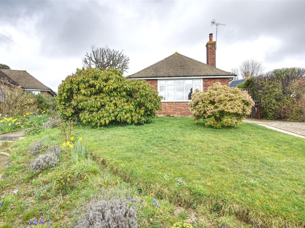 2 bed detached bungalow for sale in Daresbury Close, Bexhill-On-Sea TN39, £307,500