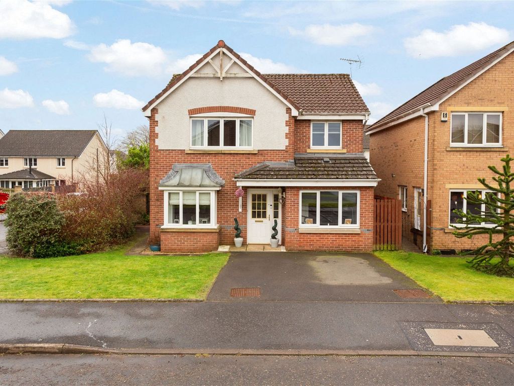 4 bed detached house for sale in West Holmes Road, Broxburn EH52, £320,000