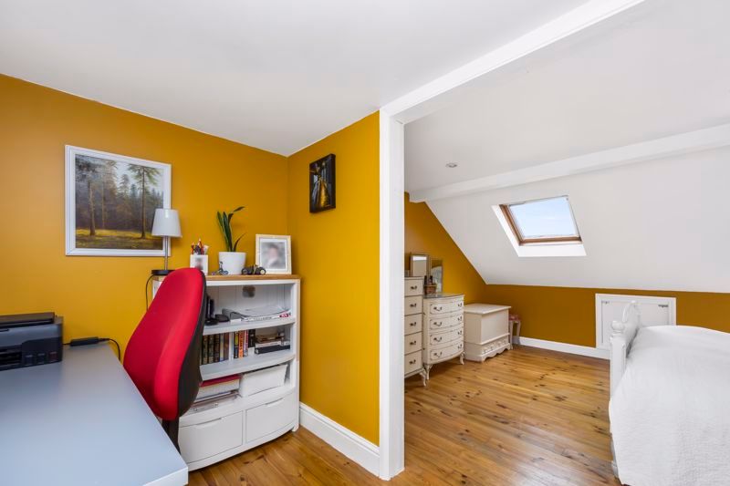 3 bed terraced house for sale in Bentham Road, Hanover, Brighton BN2, £550,000