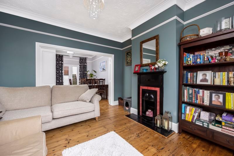 3 bed terraced house for sale in Bentham Road, Hanover, Brighton BN2, £550,000