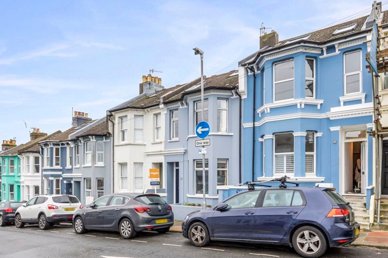 3 bed terraced house for sale in Bentham Road, Hanover, Brighton BN2, £550,000