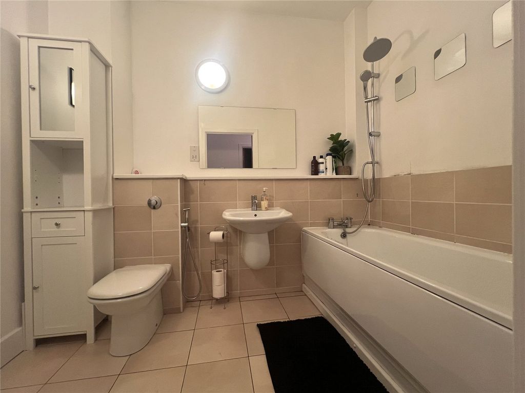 3 bed flat for sale in Rutland Street, Leicester, Leicestershire LE1, £140,000