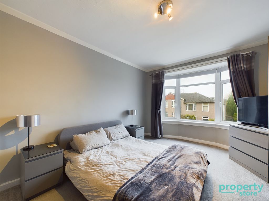 2 bed flat for sale in Montford Avenue, Rutherglen, South Lanarkshire G73, £105,000