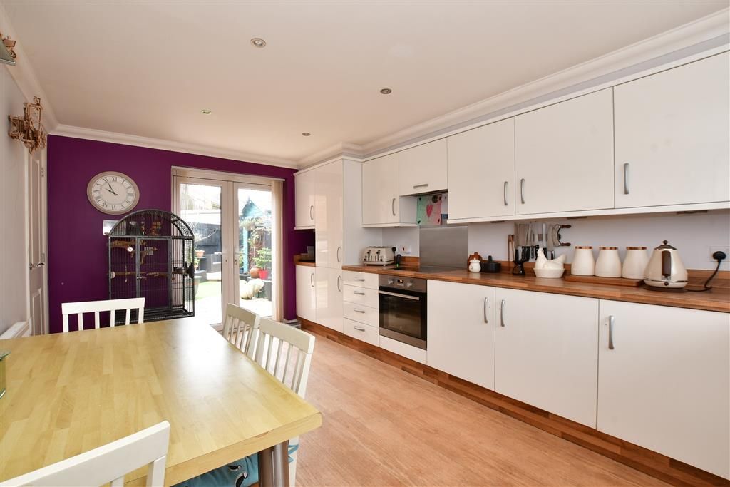3 bed detached house for sale in Wellesley Way, Newport, Isle Of Wight PO30, £164,500