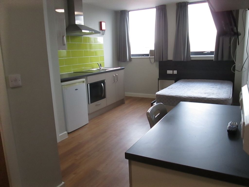 1 bed flat to rent in Queen Street, Sheffield, South Yorkshire S1, £625 pcm