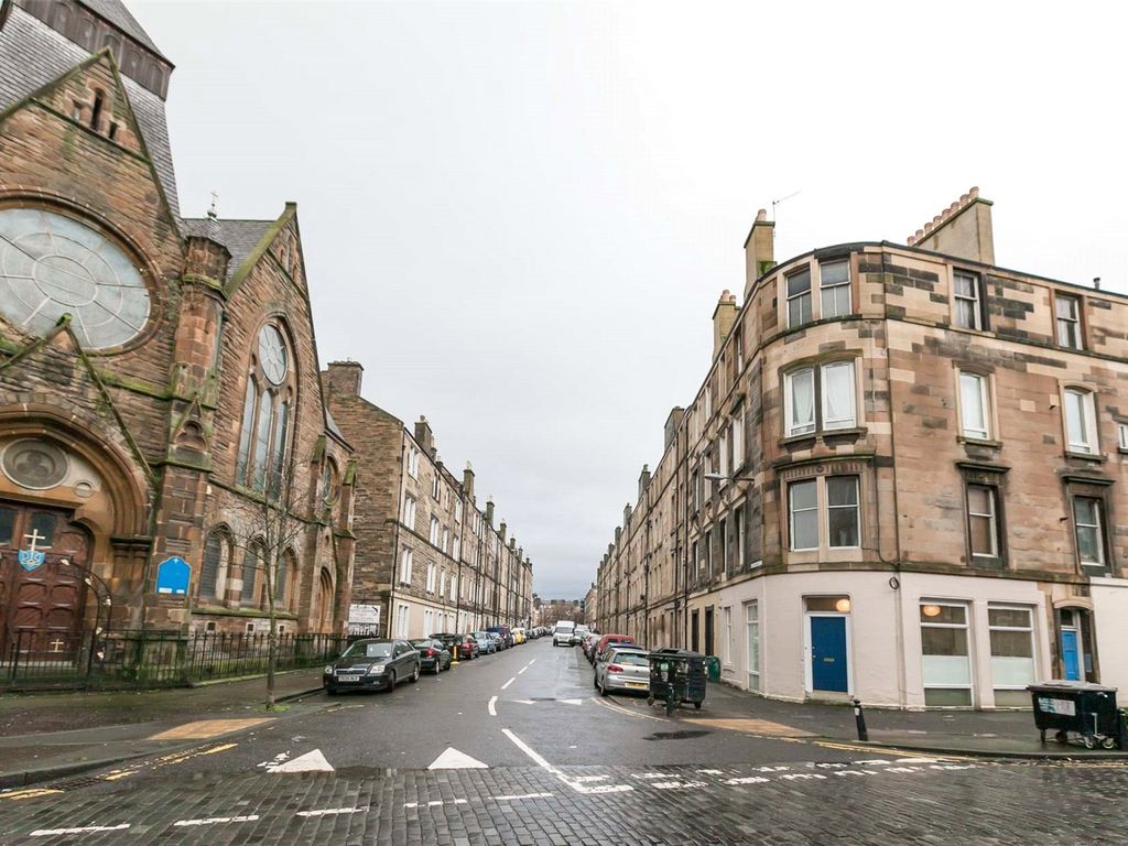 1 bed flat to rent in Dalmeny Street, Edinburgh EH6, £950 pcm