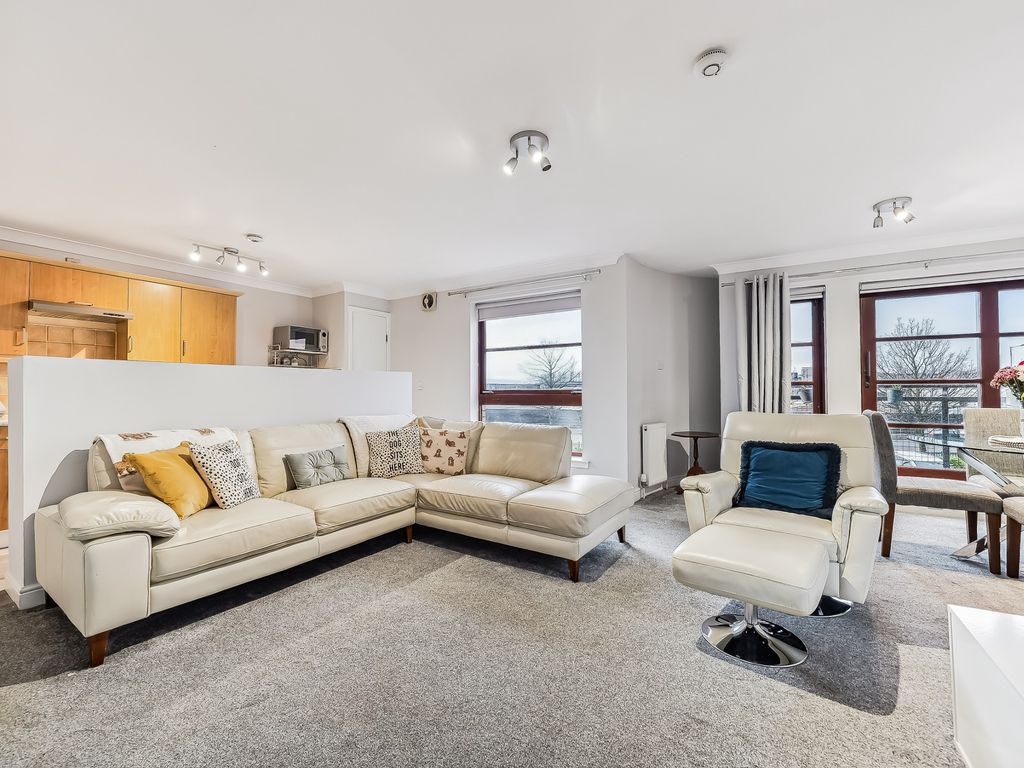 2 bed flat for sale in Handel Place, New Gorbals, Glasgow G5, £159,000