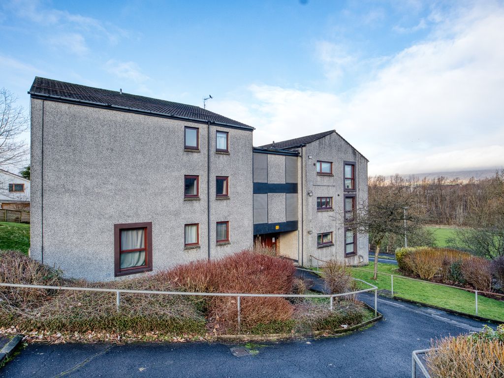 1 bed flat for sale in St. Columba Drive, Kirkintilloch, Glasgow G66, £60,000
