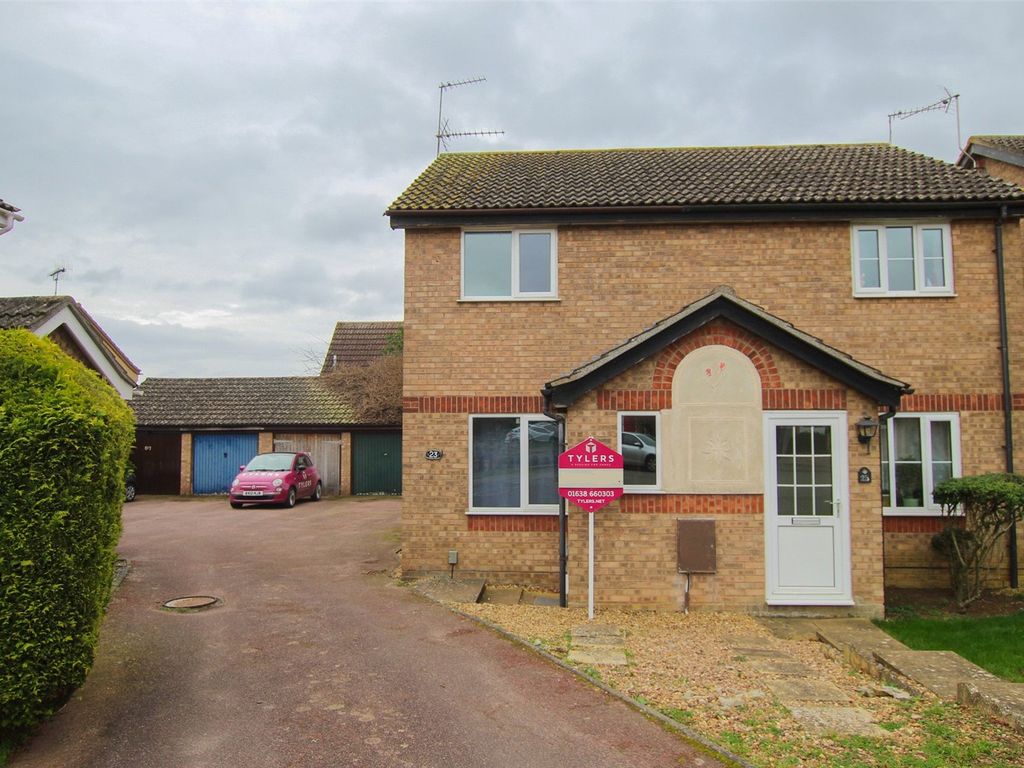 2 bed semi-detached house to rent in Felton Way, Ely CB6, £1,075 pcm