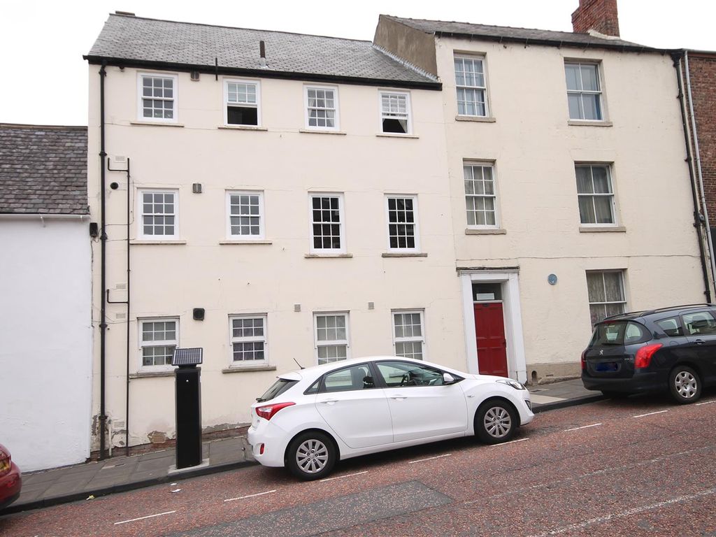 1 bed flat to rent in Claypath, Durham DH1, £950 pcm