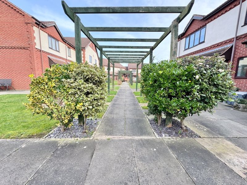 1 bed flat for sale in Lilac Court, Scartho, Grimsby DN33, £139,950