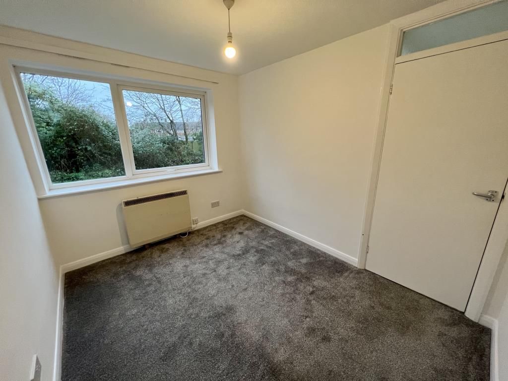 2 bed flat to rent in Bracknell, Berkshire RG42, £1,400 pcm