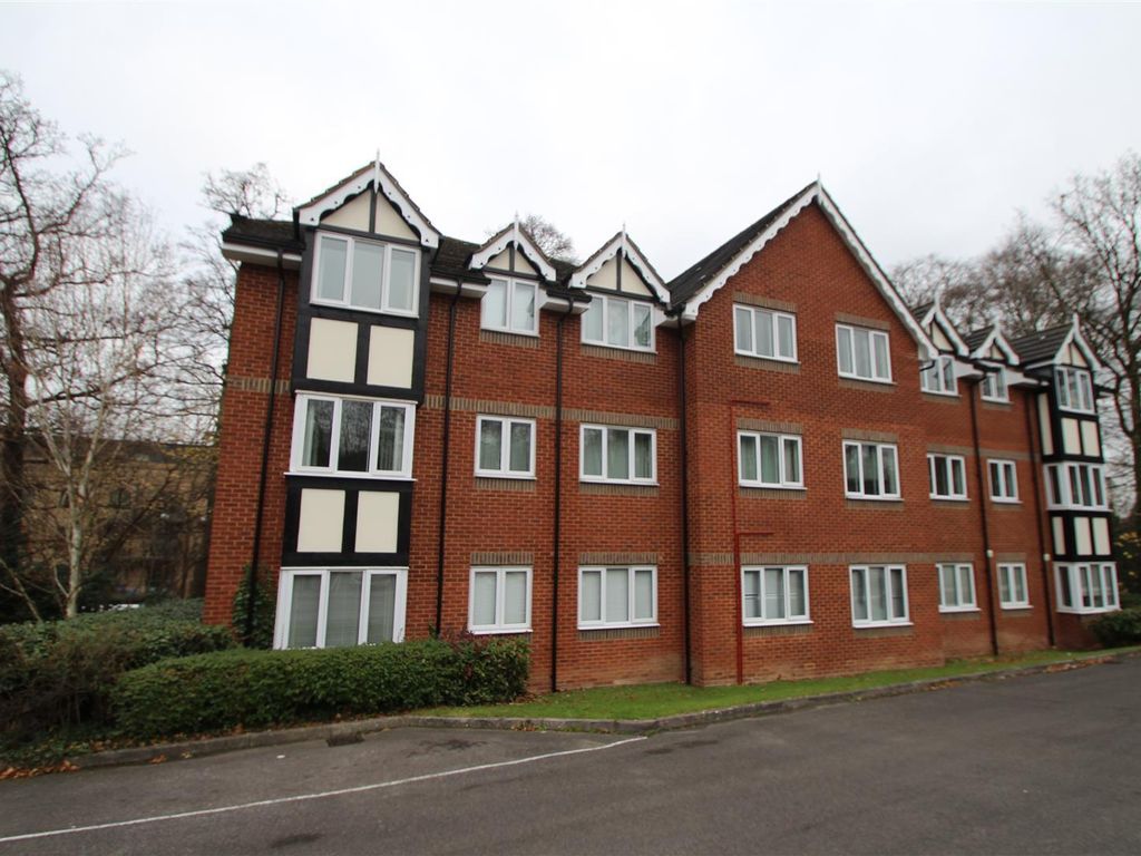 2 bed flat to rent in London Road, Hemel Hempstead HP3, £1,350 pcm