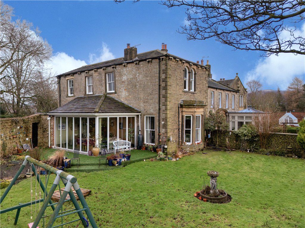 3 bed end terrace house for sale in Skipton Road, Gargrave, Skipton BD23, £625,000