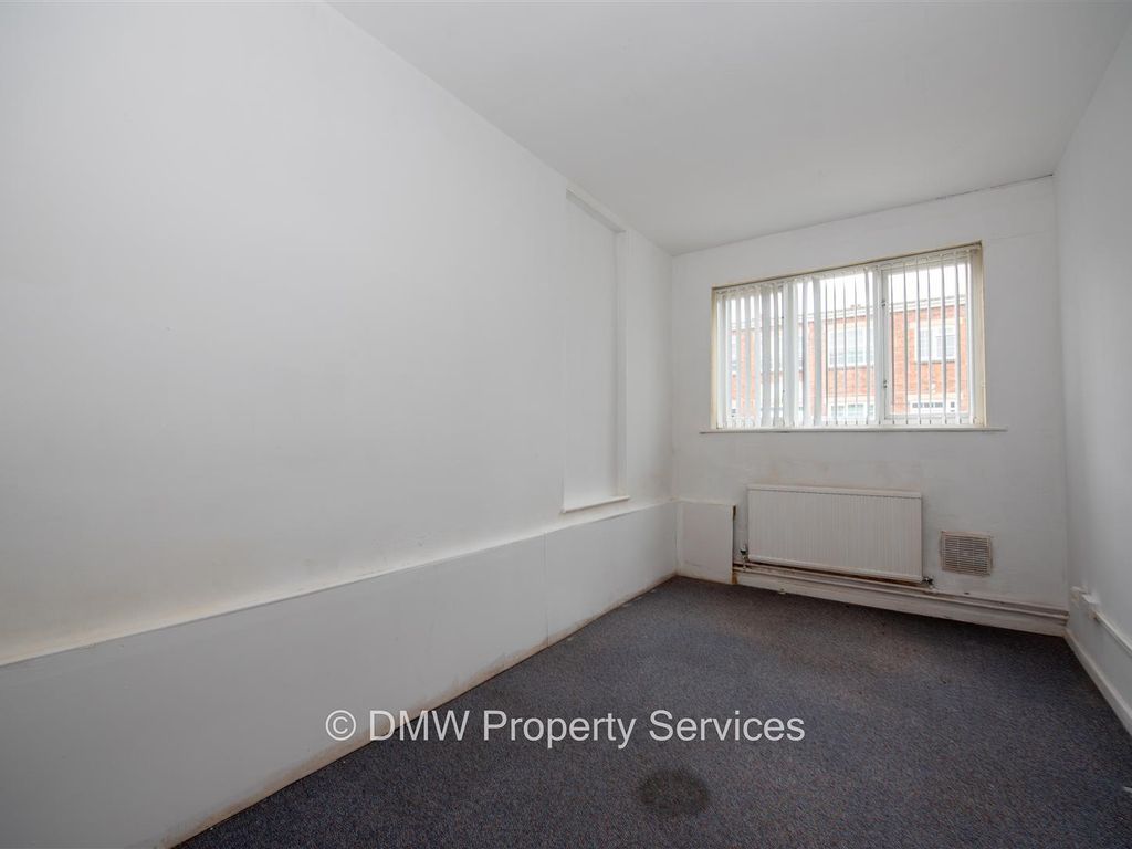 Property to rent in St. Bartholomews Road, Nottingham NG3, £1,200 pcm