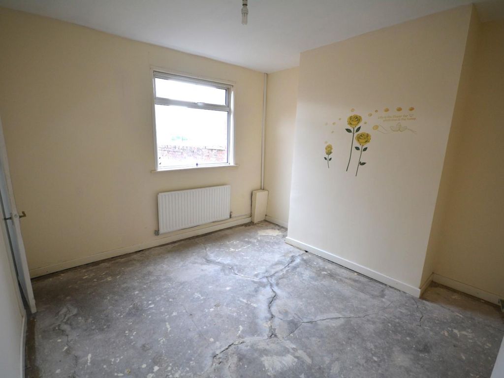 2 bed terraced house for sale in Rutland Avenue, Bishop Auckland DL14, £40,000
