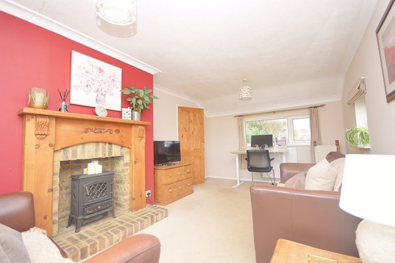3 bed semi-detached house for sale in Ridgeside, Bledlow Ridge, High Wycombe HP14, £585,000