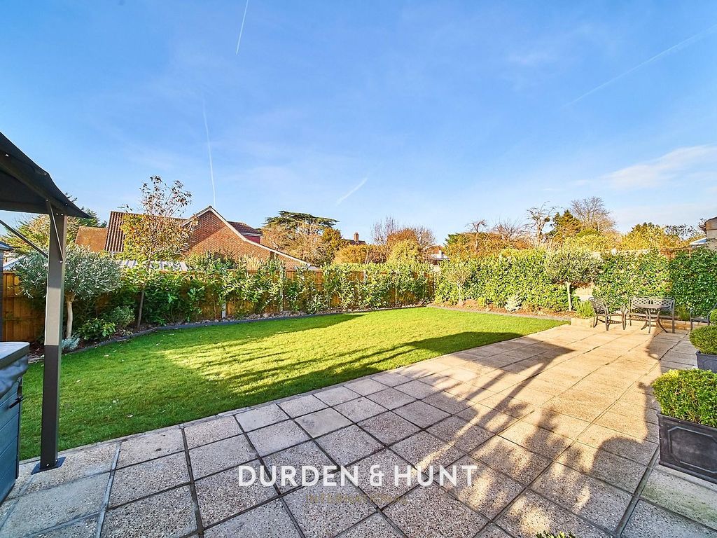 4 bed detached house for sale in The Uplands, Loughton IG10, £1,400,000