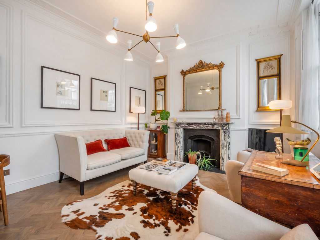 2 bed terraced house for sale in Kendal Street, Hyde Park W2, £2,500,000