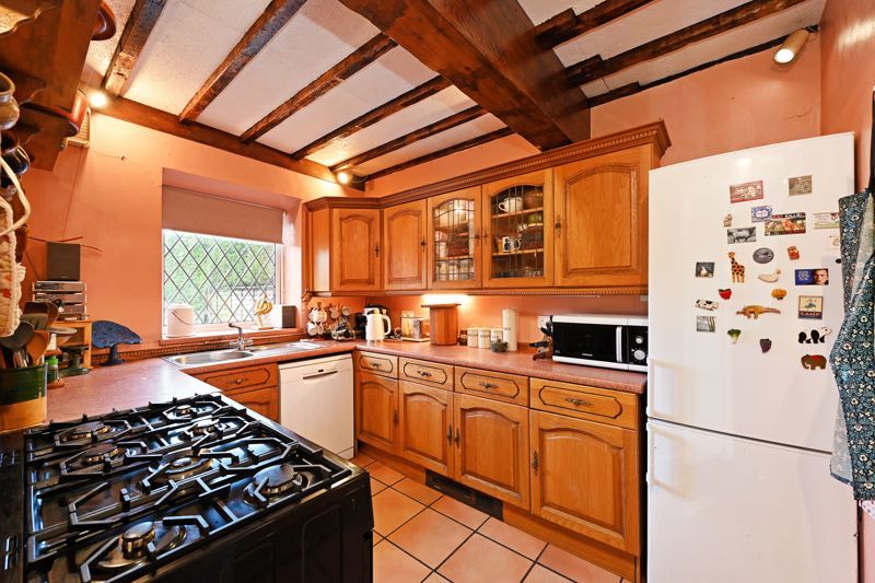 3 bed cottage for sale in Quarry Road, Apperknowle, Dronfield S18, £450,000
