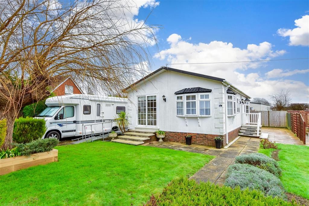 2 bed mobile/park home for sale in Lidsey Road, Lidsey, Chichester, West Sussex PO22, £175,000