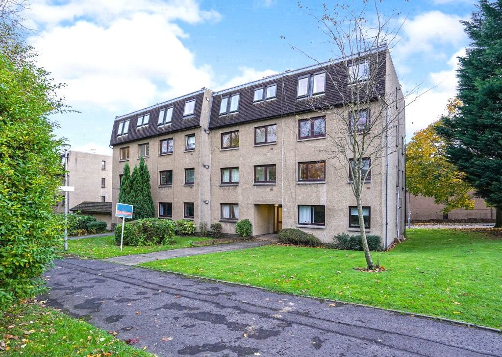 2 bed flat for sale in 0/1 40, Grandtully Drive, Glasgow G12, £65,000