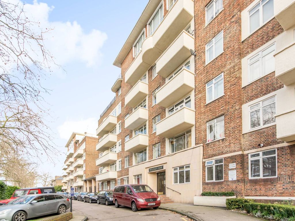 1 bed flat for sale in Maida Vale, Maida Vale, London W9, £350,000