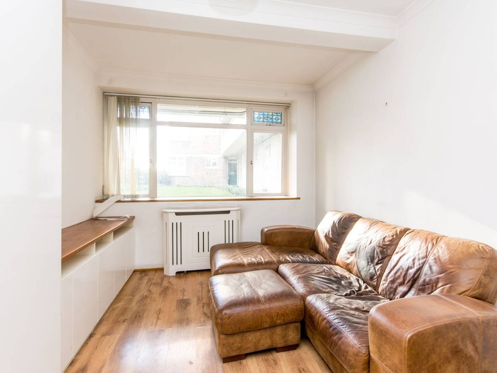 1 bed flat for sale in Maida Vale, Maida Vale, London W9, £350,000