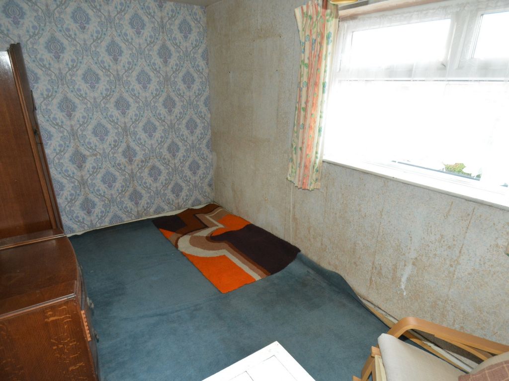 3 bed flat for sale in Clough Road, Droylsden M43, £170,000
