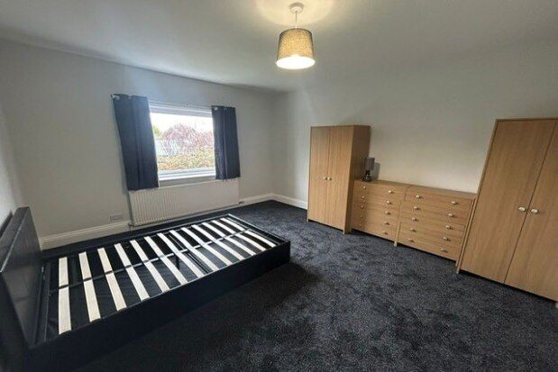 Room to rent in Hinton Way, Cambridge CB22, £850 pcm