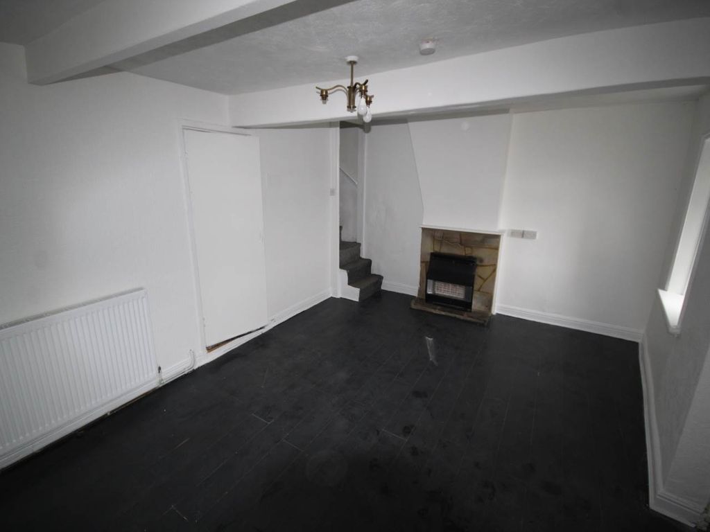 3 bed property to rent in Great Horton Road, Great Horton, Bradford BD7, £625 pcm