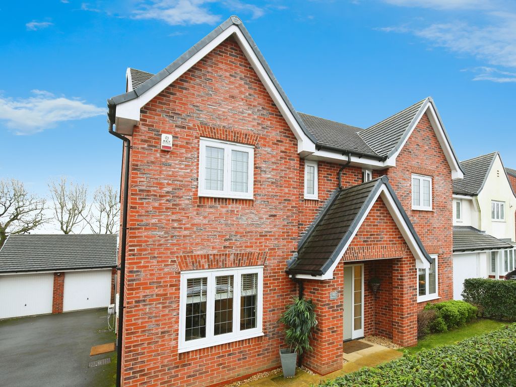 4 bed detached house for sale in Blackberry Gardens, Crewe CW4, £650,000