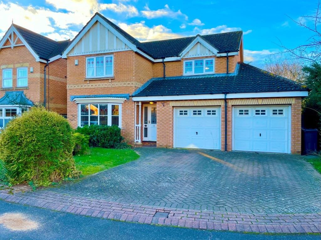 4 bed detached house for sale in Lower Pasture, Blaxton, Doncaster DN9, £354,950