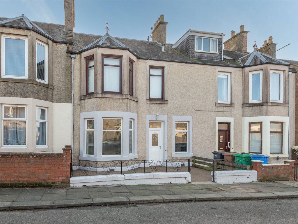 2 bed flat for sale in Hawthorn Street, Leven KY8, £98,000