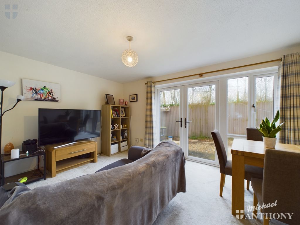 1 bed flat to rent in Buzzacott Lane, Furzton, Milton Keynes, Buckinghamshire MK4, £850 pcm