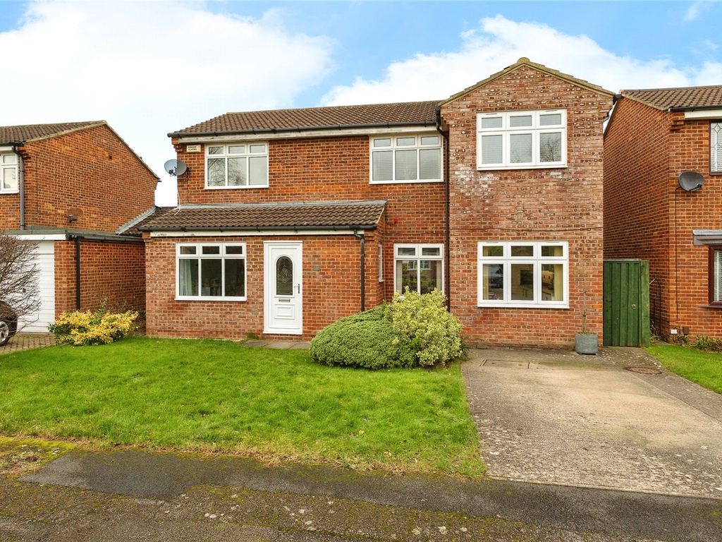 4 bed detached house for sale in Merlay Close, Yarm, Durham TS15, £310,000