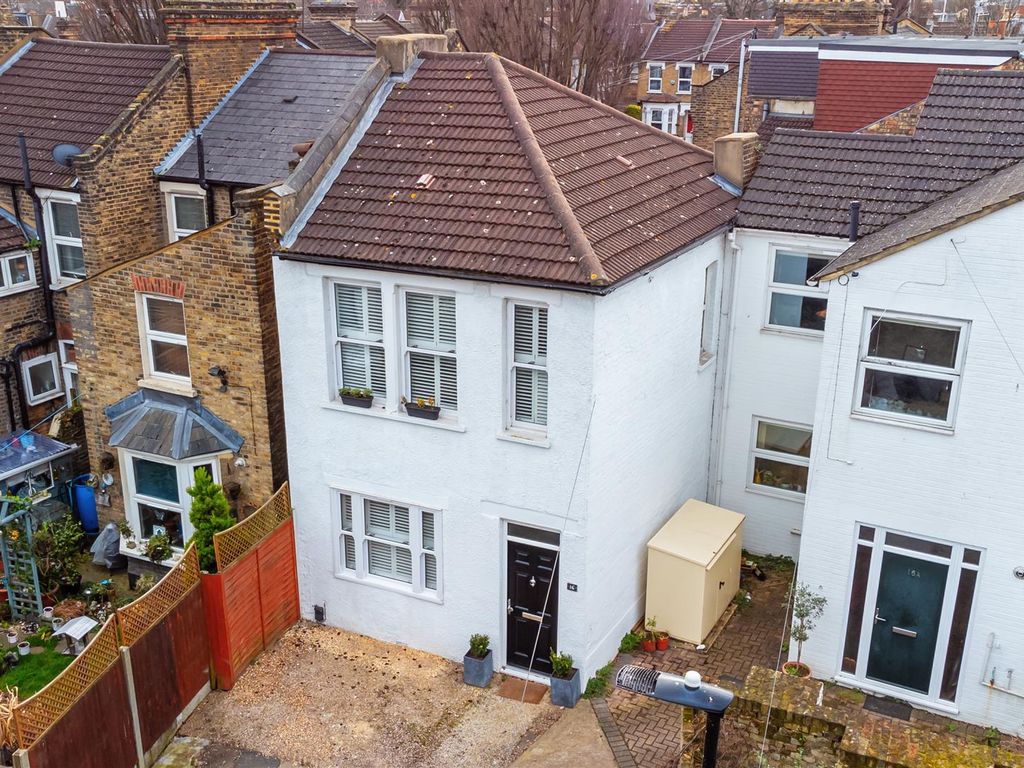 3 bed semi-detached house for sale in Forest Side, Forest Gate E7, £600,000