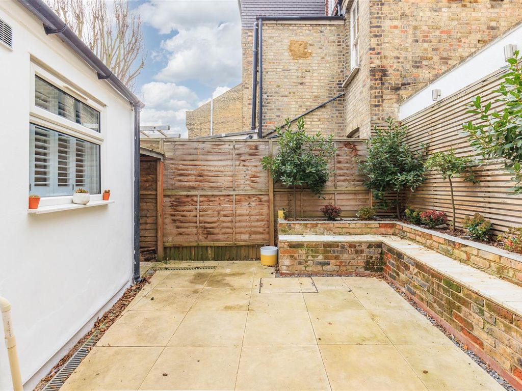 3 bed semi-detached house for sale in Forest Side, Forest Gate E7, £600,000